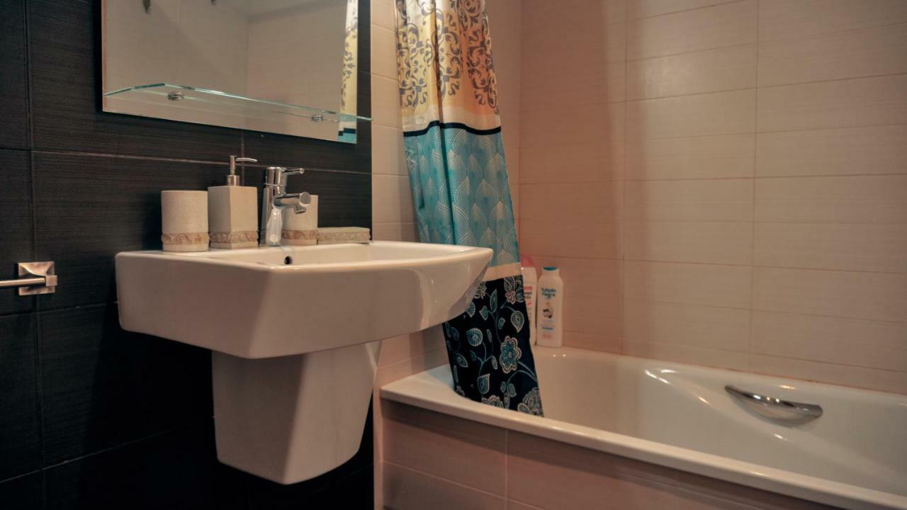Okeanos Sea View 1 Bedroom Vr-S กรานาดิลญา เด อาโบนา ภายนอก รูปภาพ